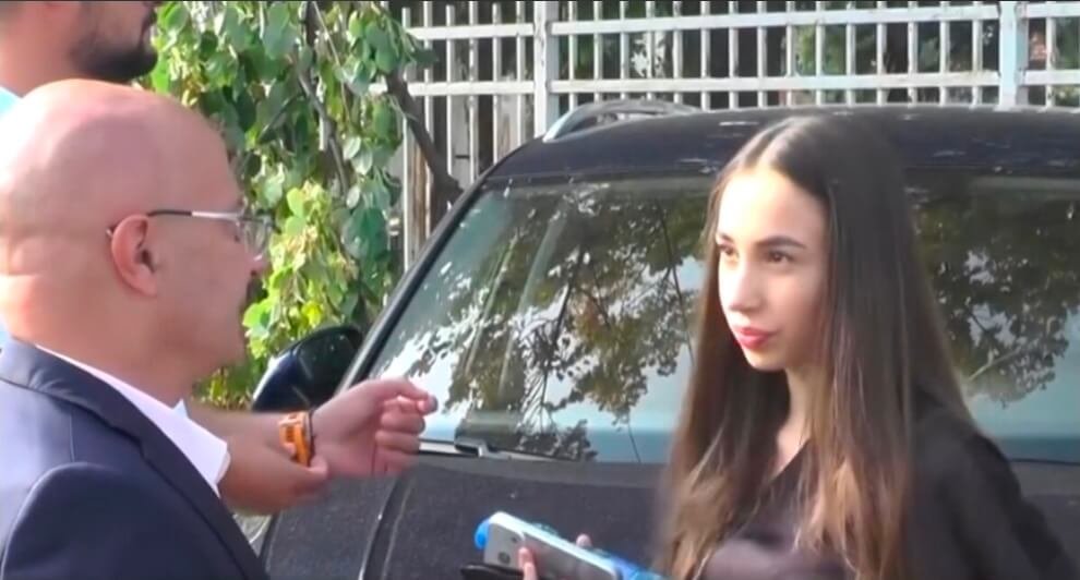 Шест бугарски пратеници дојдоа на судењето на Ива Михаилова во Кочани Шест бугарски пратеници дојдоа на судењето на Ива Михаилова во Кочани