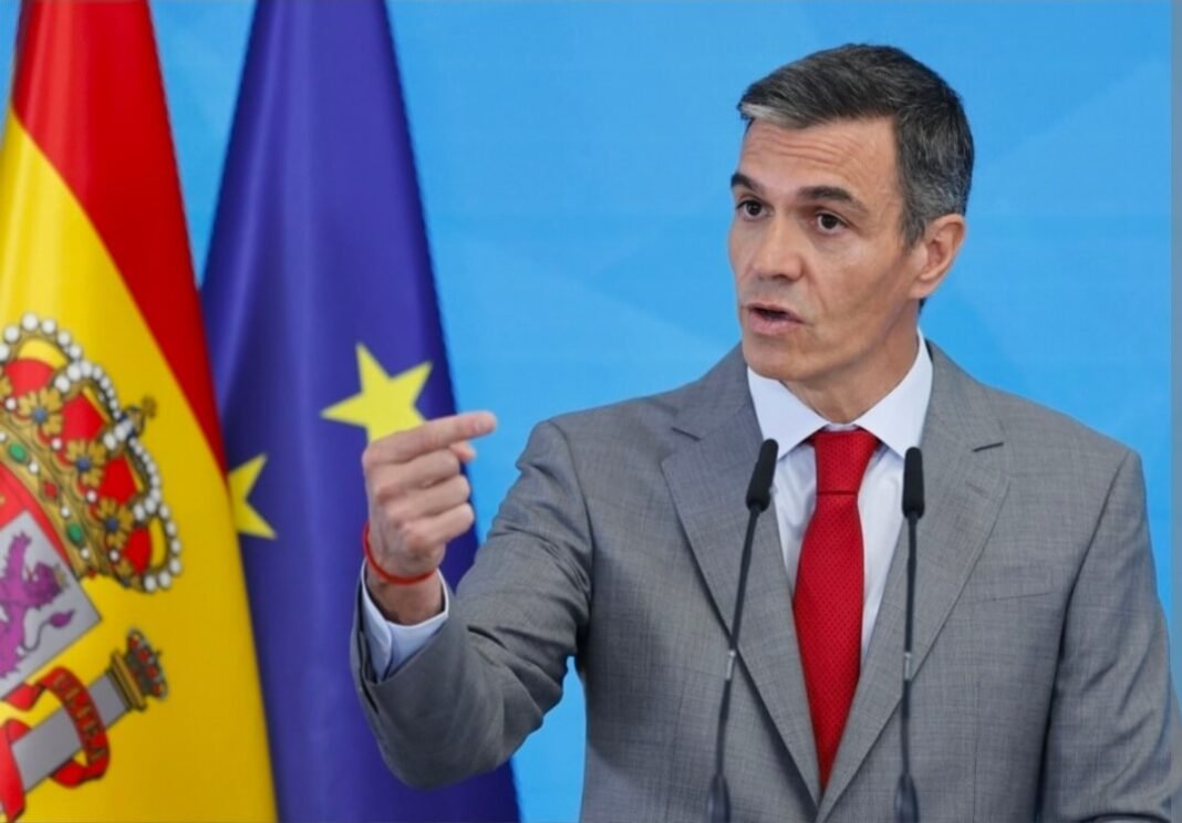 Санчез ги обвини Русија и Израел за дезинформациската кампања зад мигрантскиот бран во Сеута Санчез ги обвини Русија и Израел за дезинформациската кампања зад мигрантскиот бран во Сеута
