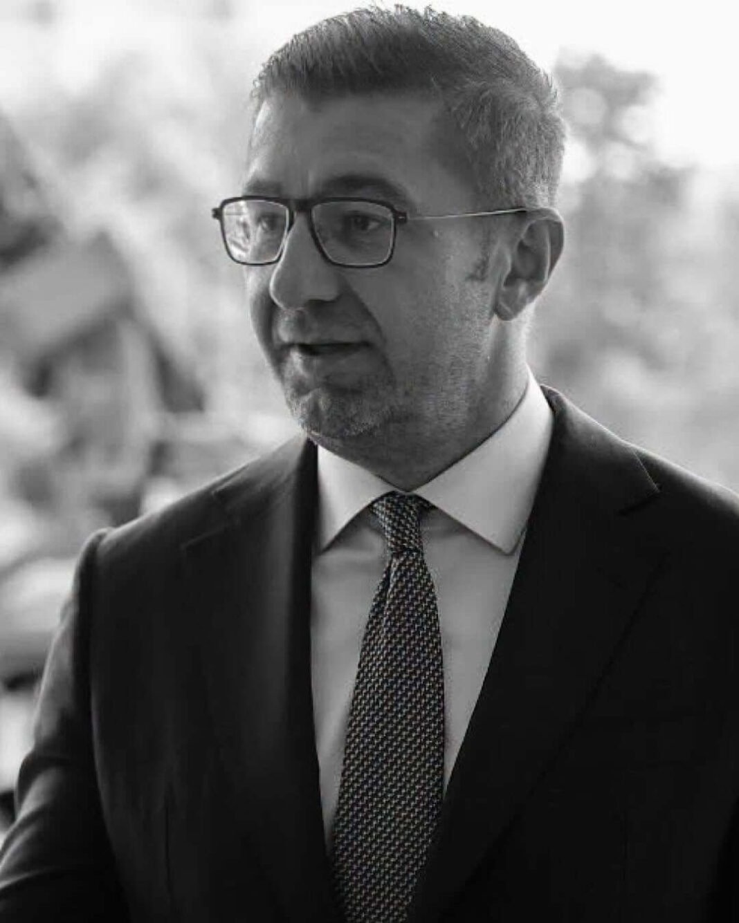 СДСМ СО ЖЕСТОК АТАK ВРЗ МИЦКОСКИ: „ДОДЕКА ТОЈ СЕ СЛИКА ВО ВАШИНГТОН, САД НИ ЈА ПРЕНАСОЧУВА ВОЕНАТА ПОМОШ – АРАМИЈАТА МЕРИ ПРОВИЗИИ НА ШТЕТА НА ГРАЃАНИТЕ!“ СДСМ СО ЖЕСТОК АТАK ВРЗ МИЦКОСКИ: „ДОДЕКА ТОЈ СЕ СЛИКА ВО ВАШИНГТОН, САД НИ ЈА ПРЕНАСОЧУВА ВОЕНАТА ПОМОШ – АРАМИЈАТА МЕРИ ПРОВИЗИИ НА ШТЕТА НА ГРАЃАНИТЕ!“