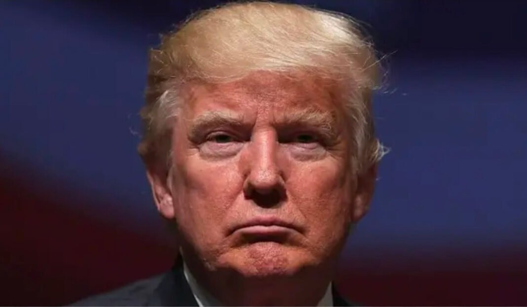 Историски пад за Трамп: Рејтингот се сруши на 32% поради трошоците за живот и војната во Иран Историски пад за Трамп: Рејтингот се сруши на 32% поради трошоците за живот и војната во Иран
