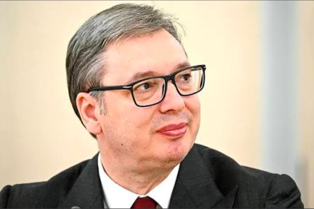 Вучиќ со порака за студентските барања: „Студентската листа има предност, но во тоа нема никаква политика!“ Вучиќ со порака за студентските барања: „Студентската листа има предност, но во тоа нема никаква политика!“