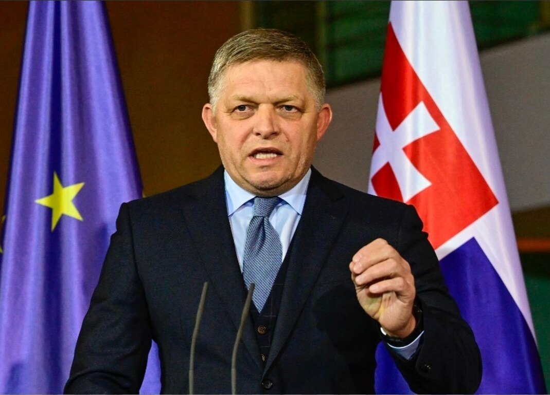 УДАР ВРЗ СУШТИНАТА НА НАТО: Фицо порача дека нема да ја вовлекува Словачка во војна „поради некој си Член 5“! УДАР ВРЗ СУШТИНАТА НА НАТО: Фицо порача дека нема да ја вовлекува Словачка во војна „поради некој си Член 5“!