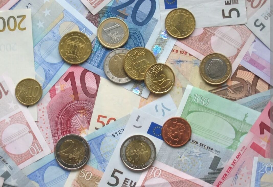 СДСМ: Мицкоски ги задолжува нашите деца со нови 1,3 милијарди евра за купување на предвремените избори! СДСМ: Мицкоски ги задолжува нашите деца со нови 1,3 милијарди евра за купување на предвремените избори!