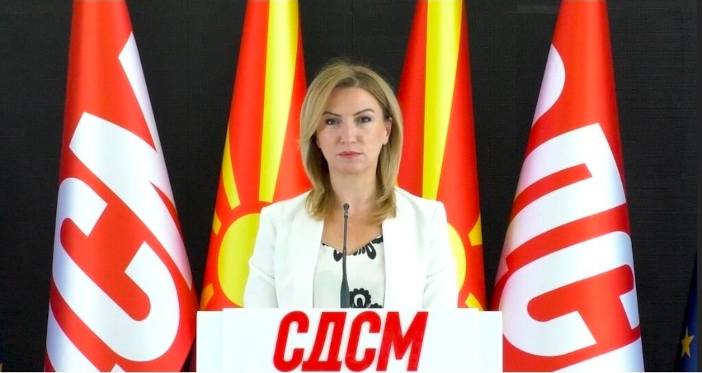 (ВИДЕО) Кузевска: Мицкоски брутално ја задолжува Македонија – 4 милијарди евра за само две години (ВИДЕО) Кузевска: Мицкоски брутално ја задолжува Македонија – 4 милијарди евра за само две години