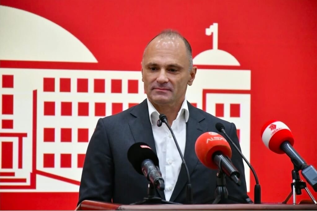 (ВИДЕО) Филипче: Сега сите знаат дека Владата на Мицкоски е под истрага за унгарскиот кредит (ВИДЕО) Филипче: Сега сите знаат дека Владата на Мицкоски е под истрага за унгарскиот кредит