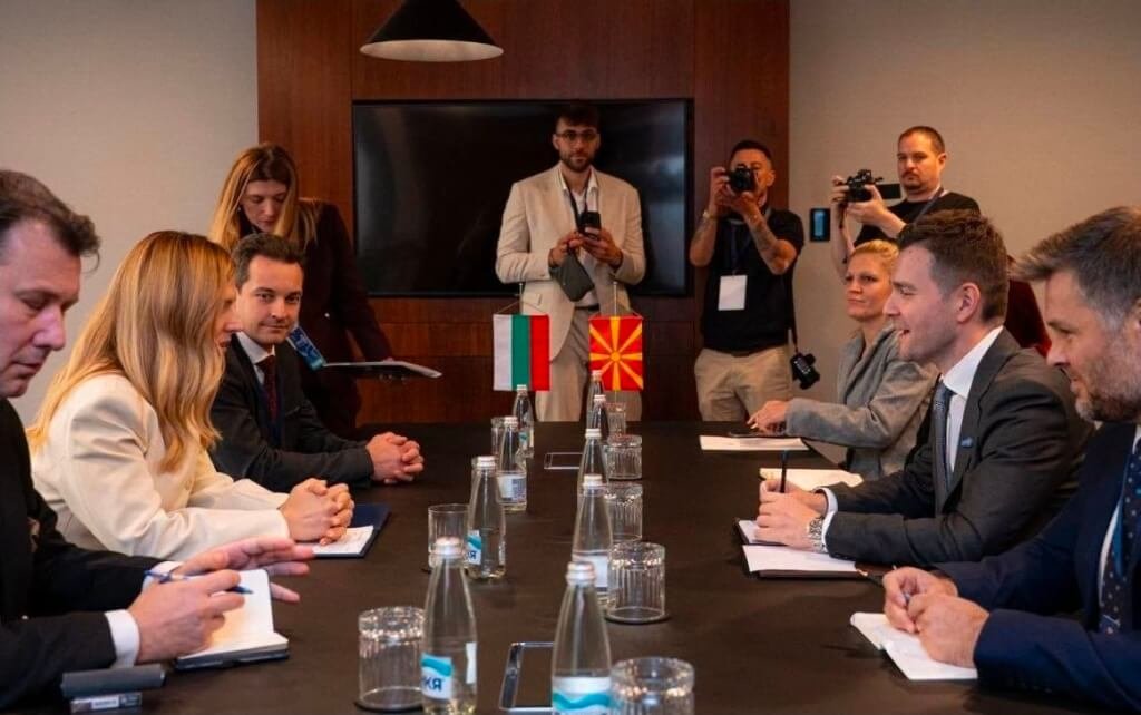 Бугарија не бара нови услови, но бара брза временска рамка за уставните измени! Бугарија не бара нови услови, но бара брза временска рамка за уставните измени!